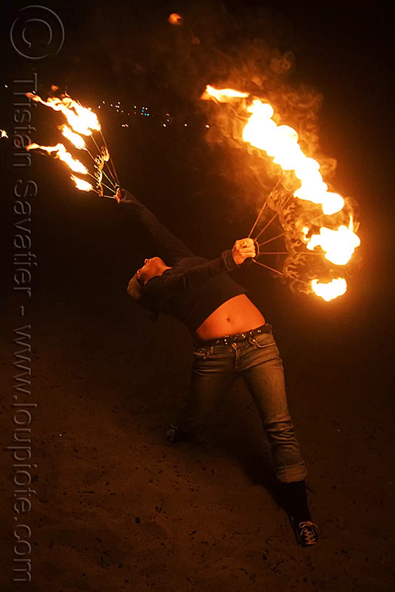 fire fans, fire performer monikah, san francisco