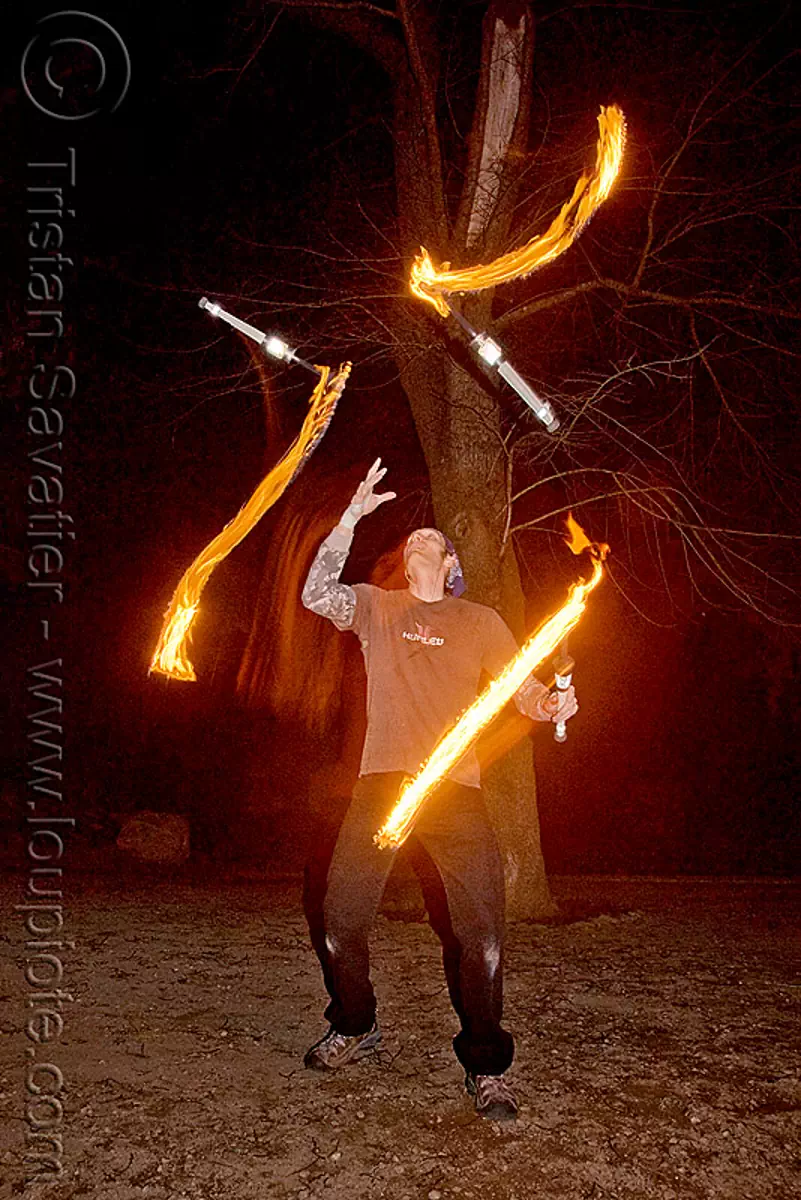 fire juggler Stock Photo 3414468248