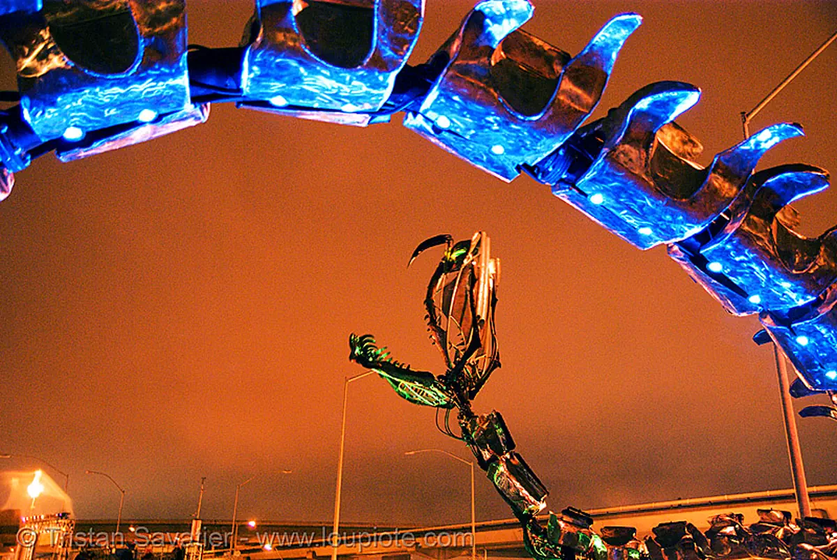 giant snake skeleton sculpture - head and vertebras - crucible fire arts festival 2007 (oakland, california) - serpent mother, fire art, sculpture, serpent mother, skeleton, snake