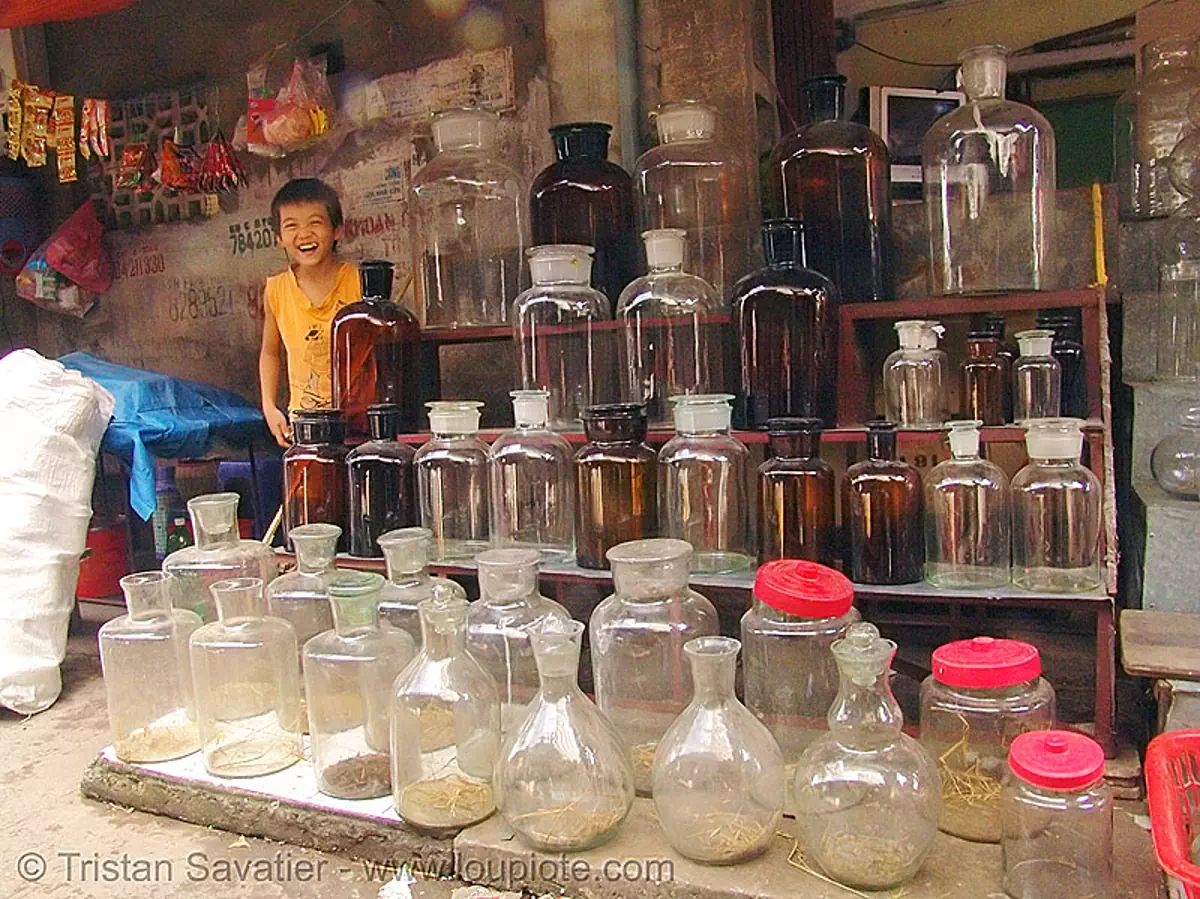 glass jars shop, hanoi