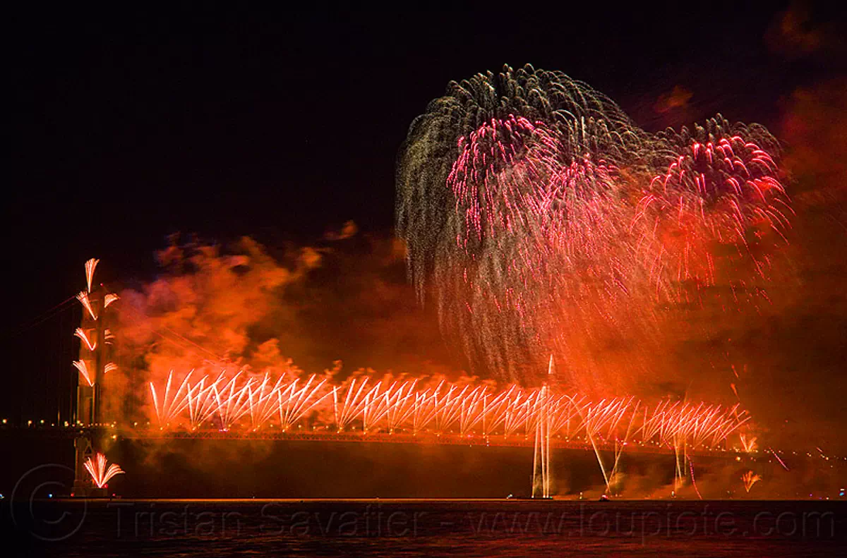 golden gate bridge fireworks - 75th anniversary, 75th anniversary, fireworks, golden gate bridge, night, red, suspension bridge