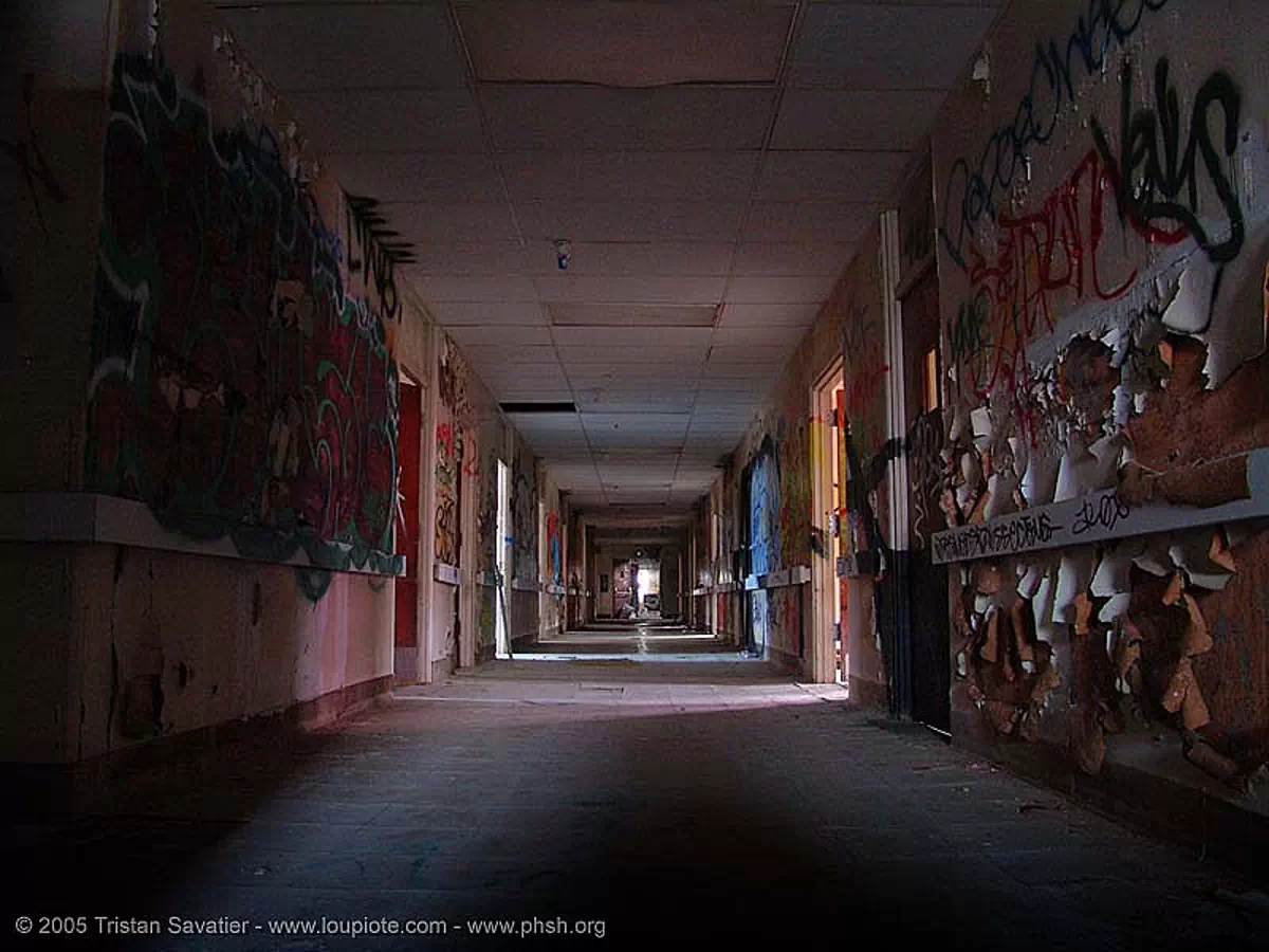 hallway, night, abandoned hospital, presidio, san francisco