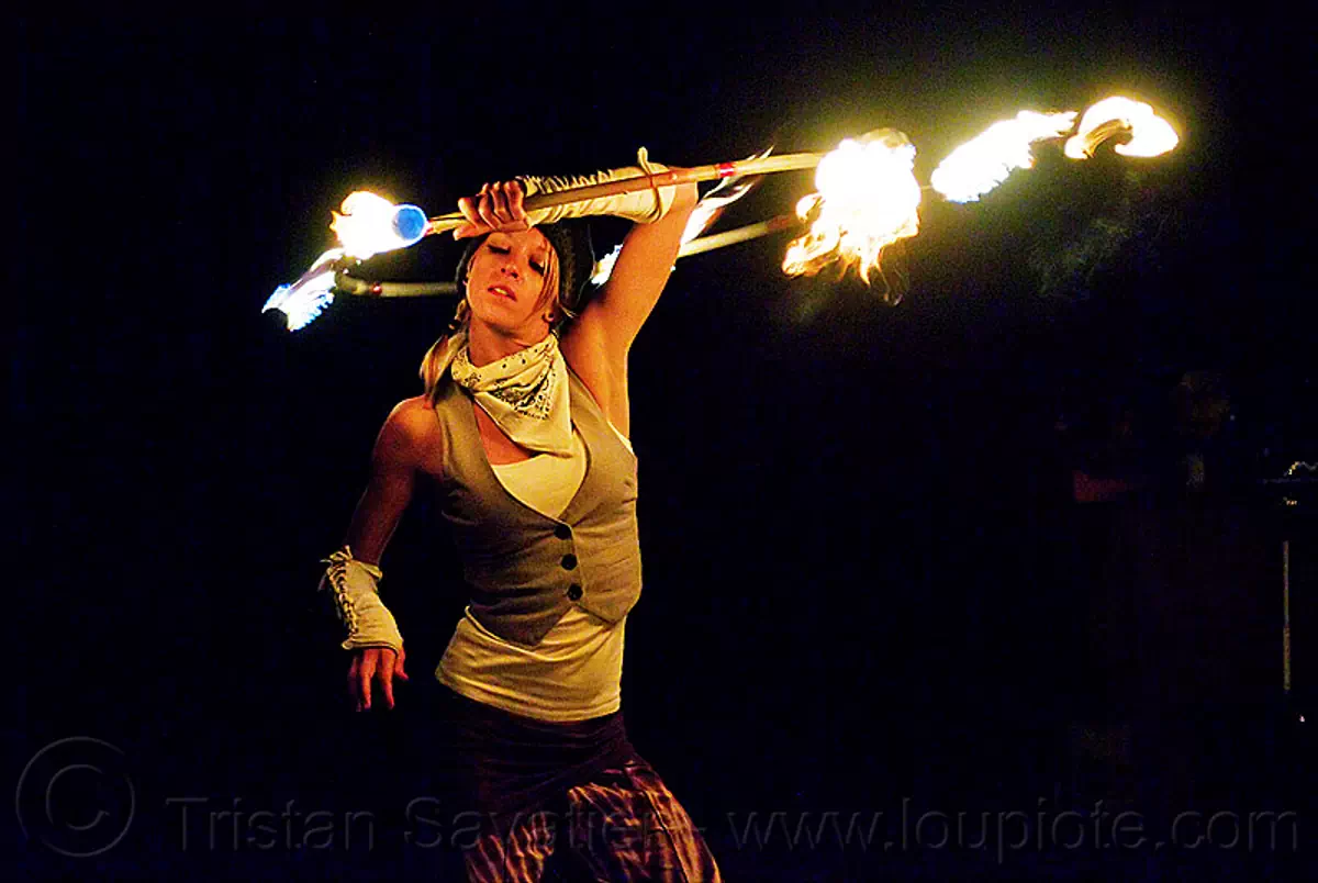 joanna with fire hoop, fire dancer, fire dancing, fire hoop, fire performer, fire spinning, hula hooper, hula hooping, hulahoop, joanna, night, white bandana, white bandanna, woman