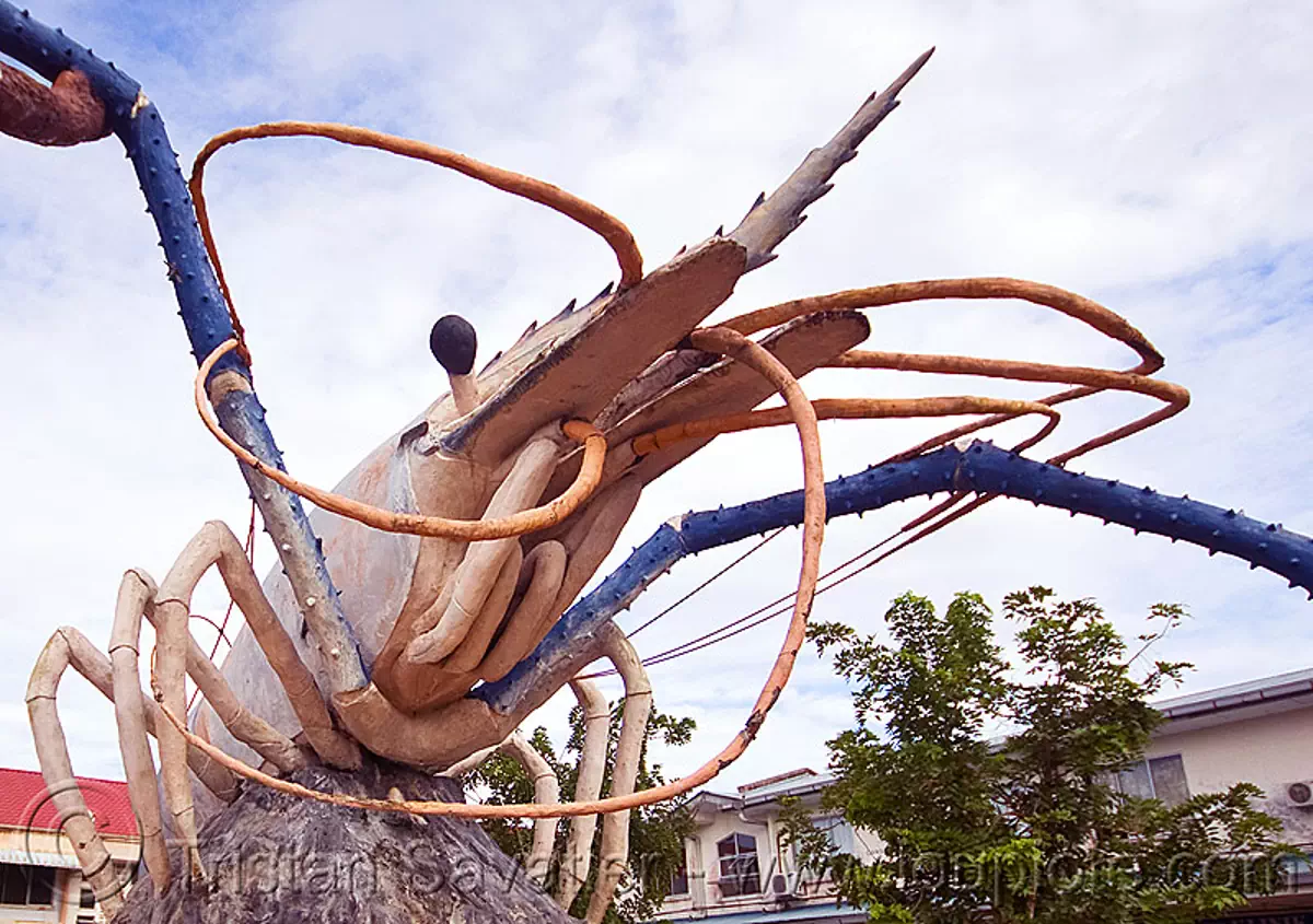 jumbo shrimp monument - beluran village (borneo), antennas, beluran, borneo, giant prawn, giant shrimp, jumbo prawn, landmark, langouste, lobster mutiara, malaysia, monument, rock lobster, sculpture, spiny lobster