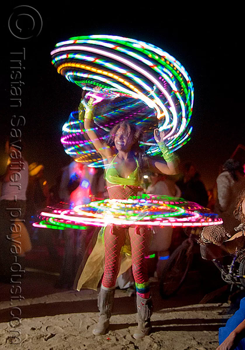 LED hoops - michele - burning man 2008, burning man, glowing, hooper, hula hoop, hulahoops, led hoop, led lights, light hoop, night, woman
