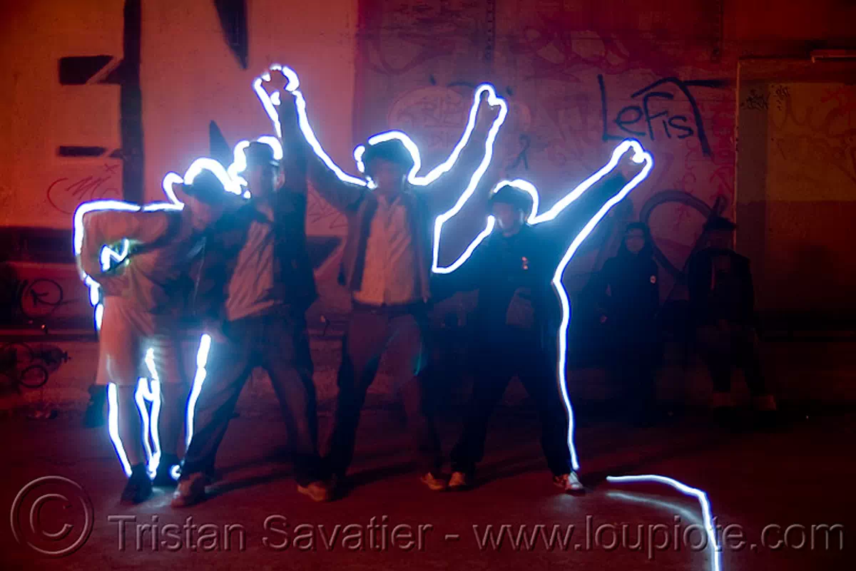 light graffiti, drawing, light painting