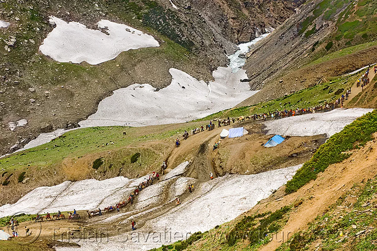 pilgrims on trail - amarnath yatra (pilgrimage) - kashmir, amarnath yatra, hiking, hindu pilgrimage, india, kashmir, mountain trail, mountains, pilgrims, snow patches, trekking, valley