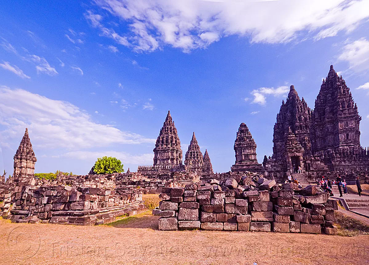 prambanan temples towers - yogyakarta (java)