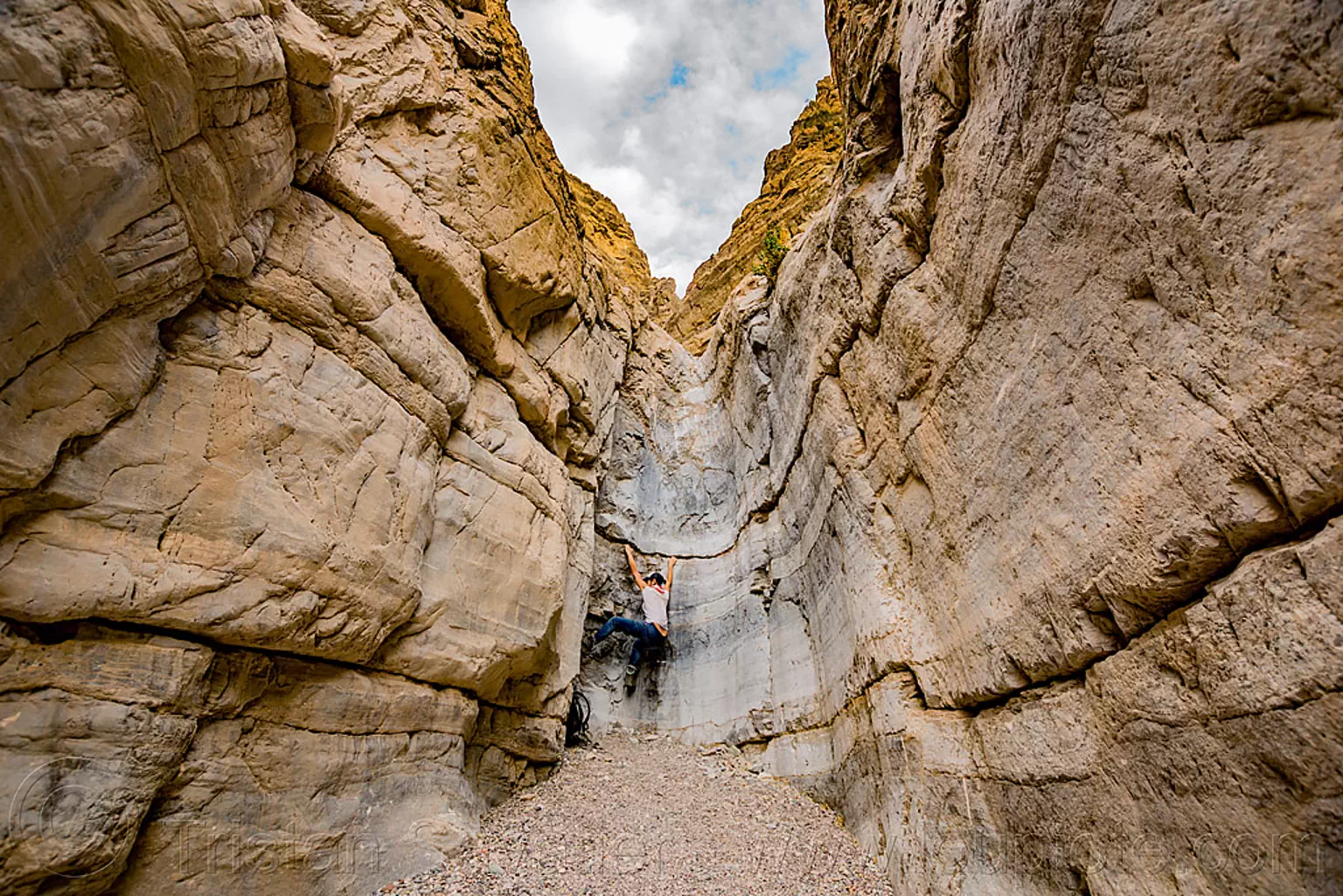 rock climbing the dry waterfall - fall canyon - death valley national park (california), cliff, death valley, fall canyon, hiking, rock-climbing
