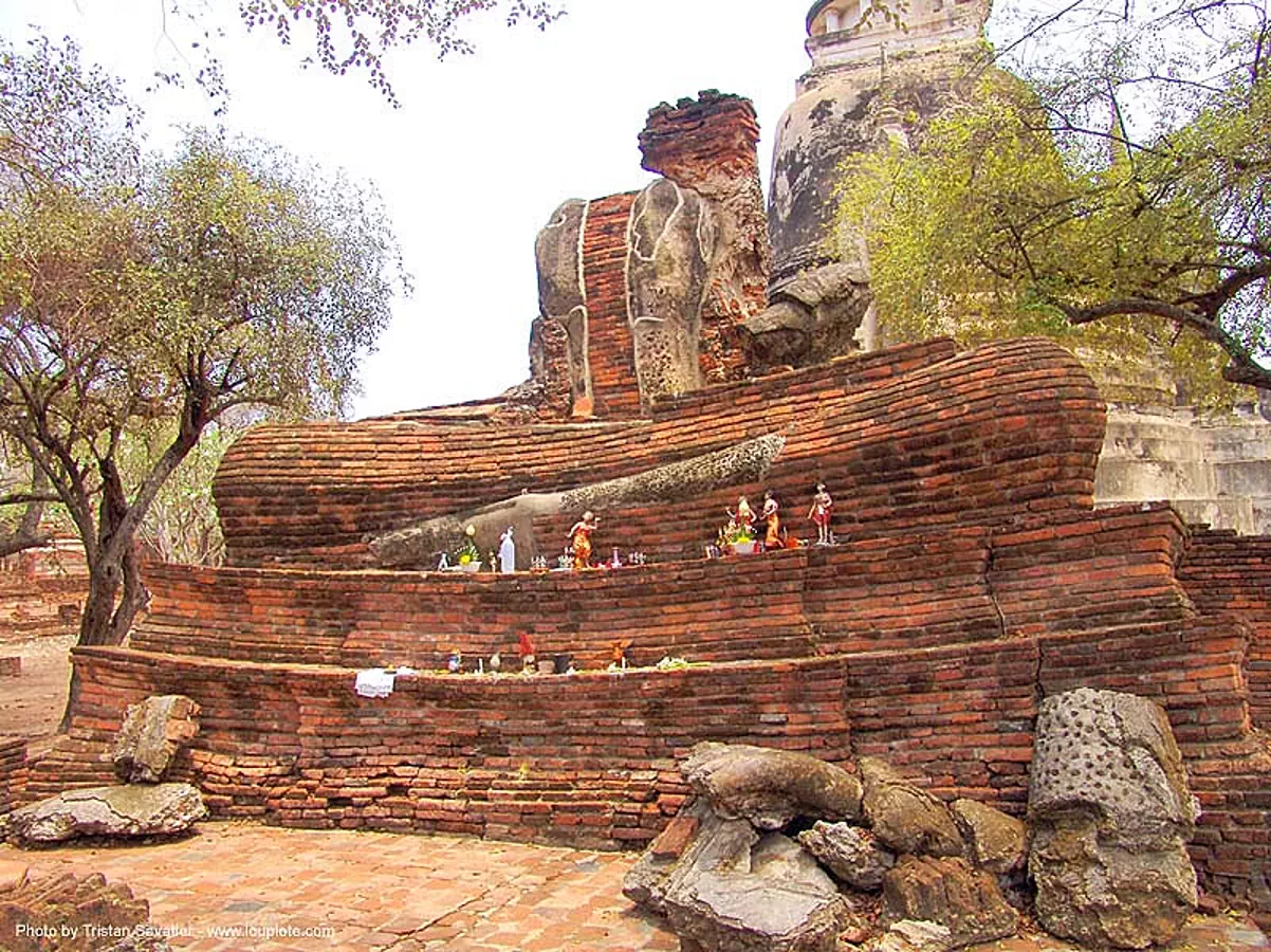 พระพุทธรูป - ruin of buddha statue - อุทยาน ประวัติศาสตร์ สุโขทัย - เมือง เก่า สุโขทัย - sukhothai - thailand, bricks, buddha image, buddha statue, buddhism, buddhist temple, cross-legged, ruins, sculpture, sukhothai, thailand, wat, พระพุทธรูป, อุทยาน ประวัติศาสตร์ สุโขทัย, เมือง เก่า สุโขทัย