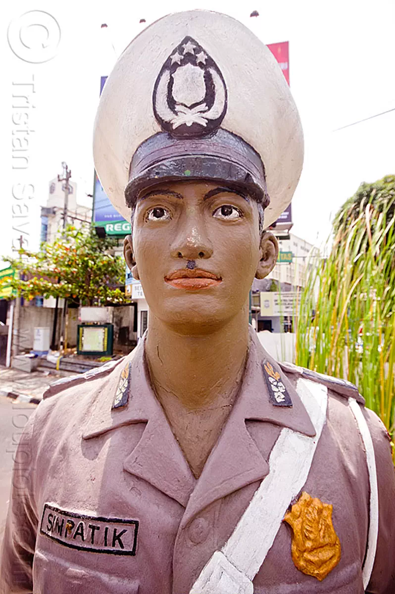 simpatik policeman - policeman statue - yogyakarta (java), cop, fake, law enforcement, man, police officer, police uniform, policeman, sculpture, simpatik, statue, traffic, white cap