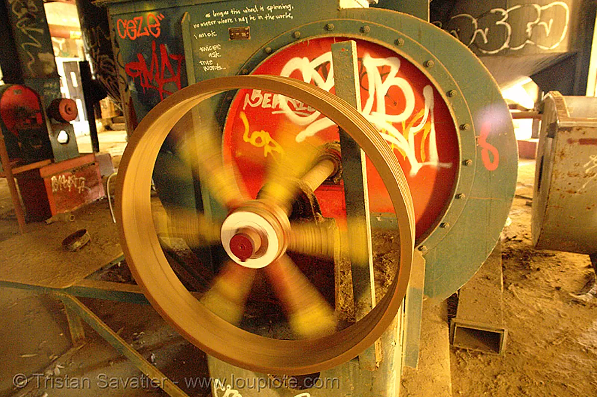 spinning wheel - air duct fan, derelict, street art, tie's warehouse, trespassing