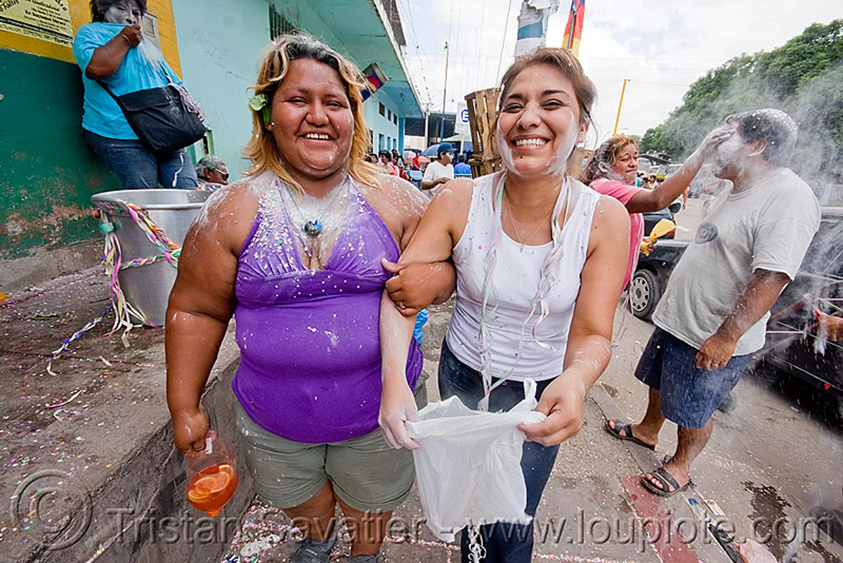 two women - carnaval - carnival in jujuy capital (argentina), andean carnival, argentina, jujuy capital, noroeste argentino, san salvador de jujuy, talk powder, women