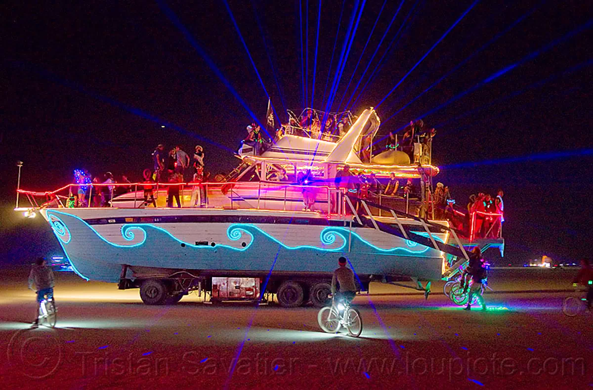 yacht christina - burning man 2012, art car, art ship, boat, burning man, christina, el-wire, glowing, mutant vehicles, night, yacht