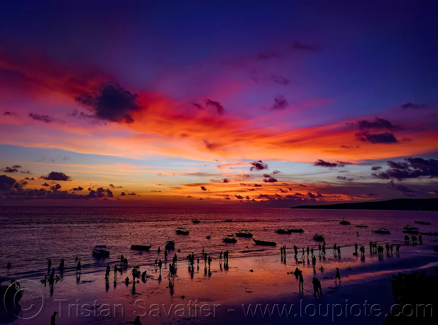 Colorful Sky Just after Sunset - Bira Beach - Sulawesi Island - Indonesia, image size:1500x1113