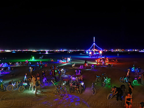 2019 - burning man, burning man at night