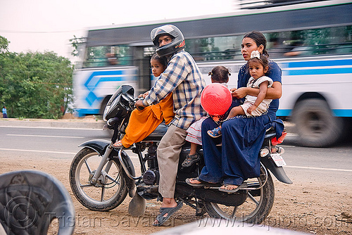 a family of five on a motorbike (india), children, family, five, indian woman, kids, man, motorcycle touring, rider, riding, road, underbone motorcycle