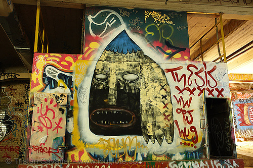 abandoned factory (san francisco), derelict, graffiti piece, street art, tie's warehouse, trespassing