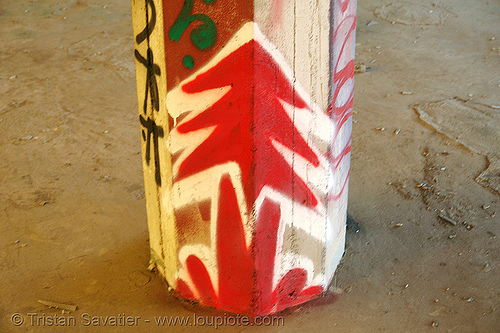 abandoned factory (san francisco), column, derelict, graffiti, pillar, plant trees, plantrees, red, street art, tie's warehouse, trespassing