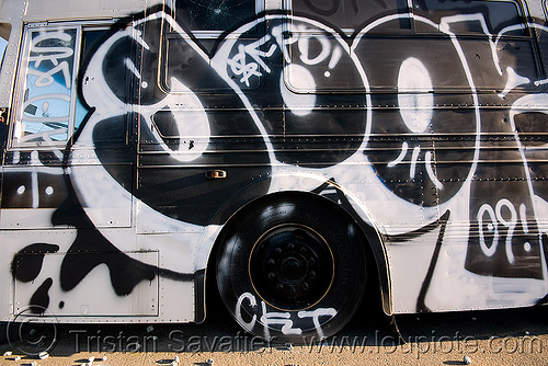 abandoned sfpd police bus with graffiti (san francisco), autobus, goory chan, gory chan, graffiti, junkyard, no trespassing, san francisco police department, sfpd bus