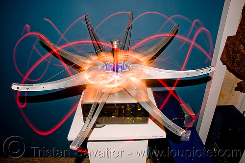 alien technology - electromechanical art by carl pisaturo (san francisco), area 2881, carl pisaturo, electromechanical, exposure, glowing, led lights, long, machines, mapp, moving, octopus, robotic