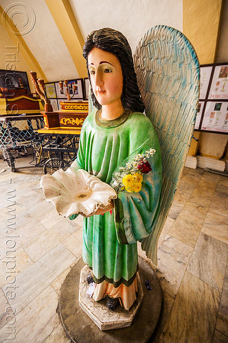 angel holding shell stoup (philippines), angel, philippines, sculpture, sea shell, standing, status, stoup, tuguegarao