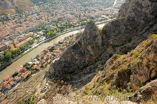 area of the mountain with the cilanbolu tunnels (amasya), amaseia, amasya, city, cityscape, mountain, river