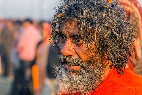 baba returning from holy bath - kumbh mela (india), baba, beard, hindu pilgrimage, hinduism, kumbh maha snan, kumbh mela, man, mauni amavasya, sadhu