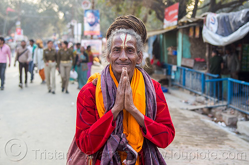 baba with dreadlocks, baba, daraganj, dreadlocks, hindu man, hindu pilgrimage, hinduism, kumbh mela, pilgrim, sadhu, tilak, tilaka