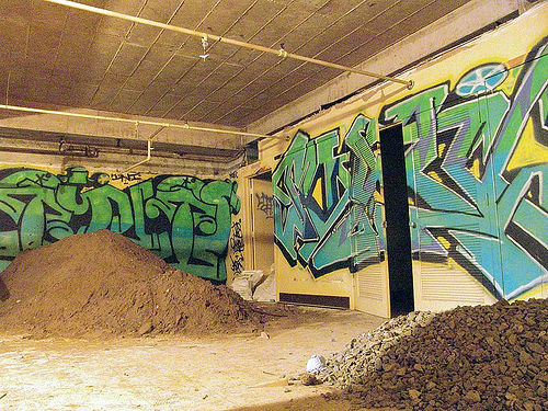 basement - graffiti - abandoned hospital (presidio, san francisco), abandoned building, abandoned hospital, graffiti, presidio hospital, presidio landmark apartments, trespassing