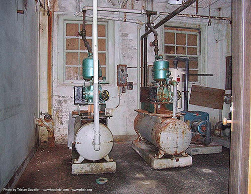 basement - pumps - abandoned hospital (presidio, san francisco), abandoned building, abandoned hospital, graffiti, presidio hospital, presidio landmark apartments, trespassing