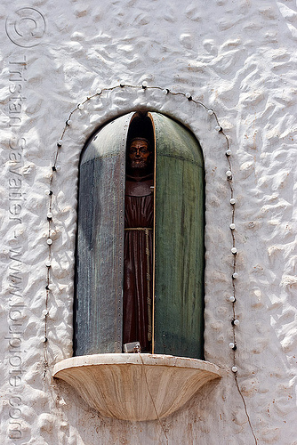 bendición de san francisco solano - humahuaca (argentina) - 3 of 23, animated, argentina, bendición, benediction, copper, doors, missionary, monk, noon, noroeste argentino, quebrada de humahuaca, san francisco solano, sculpture, statue