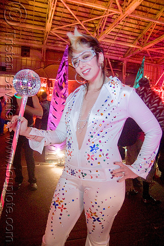 bianca dino as elvis, bianca dino, costume, elvis impersonator, ghostship 2008, halloween, woman