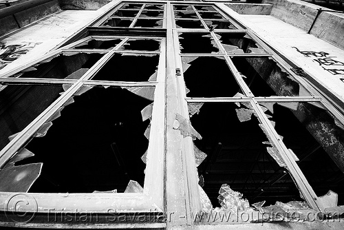 broken window in abandoned warehouse (richmond, near san francisco), broken glass, broken window, richmond, trespassing