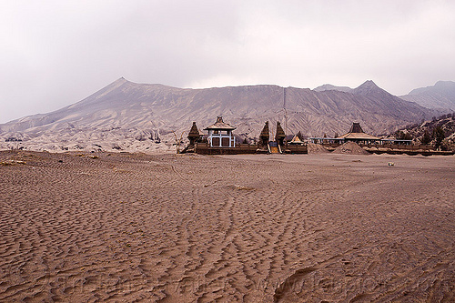 bromo volcano and the pura luhur poten hindu temple (java), bromo volcano, gunung bromo, hinduism, landscape, lautan pasir, mountains, poten bromo temple, poten hindu temple, pura luhur poten, sea of sand, tengger caldera, volcanic ash, volcanic cone