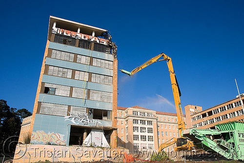 building demolition - caterpillar cat 385c ultra high demolition excavator, abandoned building, abandoned hospital, at work, building demolition, cat 385c, caterpillar 385c, caterpillar excavator, demolition excavator, high reach demolition, long reach demolition, npk e-213, presidio hospital, presidio landmark apartments, ultra high demolition, working