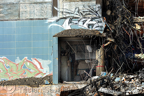 building demolition - phsh - abandoned hospital (presidio, san francisco), abandoned building, abandoned hospital, building demolition, else, graffiti, presidio hospital, presidio landmark apartments, revok