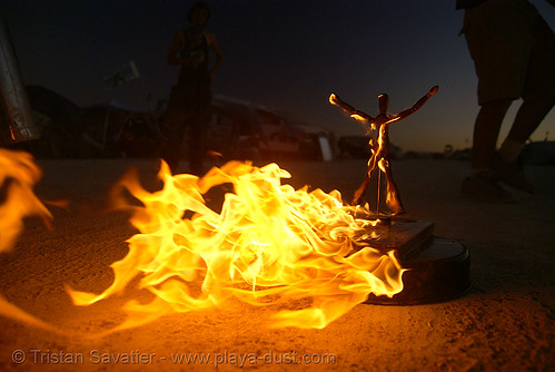 burning man - a mini-man is burned, burning man at night, fire, night of the burn