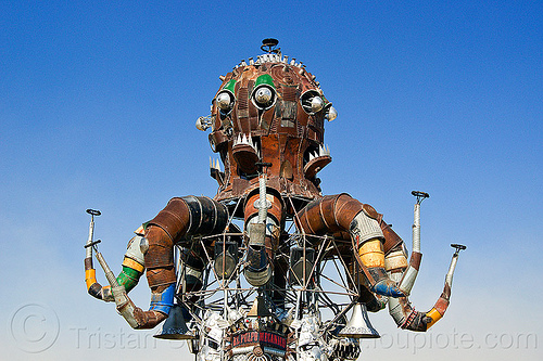 burning man - el pulpo mecanico, burning man art cars, el pulpo mecanico, mutant vehicles, octopus art car, sculpture, steampunk octopus