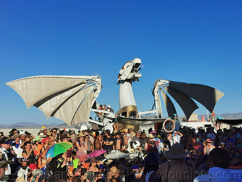 burning man - elektra (glory) dragon art car, burning man art cars, crowd, elektra dragon art car, glory dragon art car, mutant vehicles