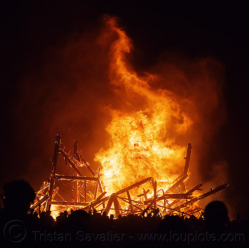 burning man - the end of the burn, burning man at night, fire, night of the burn, wooden beams