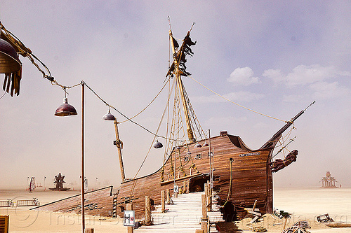 burning man - the pier and the ship, art installation, gallion, la llorona, shipwreck