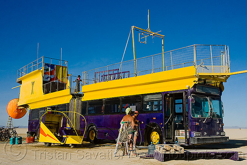 burning man - the purple palace bus - art car, art car, burning man art cars, car wash, car washing, cleaning, mutant vehicles, mytant vehicle, purple bus, purple palace