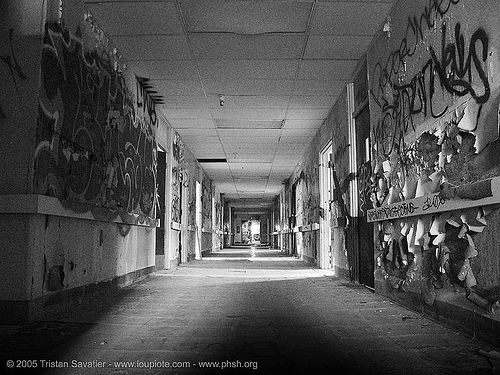 bw-v2, abandoned building, abandoned hospital, creepy, eerie, graffiti, presidio hospital, presidio landmark apartments, spooky, trespassing