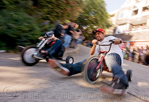 BYOBW - "bring your own big wheel" race - toy tricycles (san francisco), big wheel, byobw 2011, drift trikes, moving fast, potrero hill, race, speed, speeding, toy tricycle, toy trike, trike-drifting