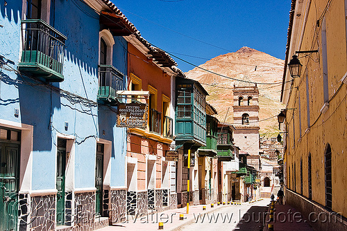 calle tarija and the cerro rico mountain - potosi (bolivia), bolivia, calle tarija, cerro rico, colonial architecture, houses, potosí, vanishing point