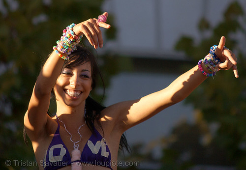 candy kid - san francisco lovefest 2007 - rebecca, dancing, kandi kid, kandi raver, lovevolution, raver outfits, woman