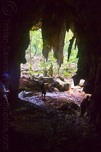 caving in mulu - racer cave (borneo), borneo, cave formations, cave mouth, cavers, caving, concretions, gunung mulu national park, malaysia, natural cave, racer cave, speleothems, spelunkers, spelunking, stalactites