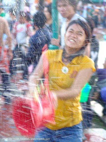 เชียงใหม่ - chiang mai - สงกรานต์ - songkran festival (thai new year) - thailand, chiang mai, girl, soaked, songkran, thai new year, wet, สงกรานต์, เชียงใหม่