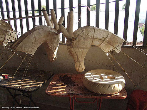 chinese funeral paper offerings - deers - animals, funeral, paper mache, paper offerings, papier-mache, papier-mâché, taoist paper effigies, traditional chinese funerals, zi zaat